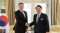 尹대통령, 일론 머스크 접견…기가팩토리 한국 투자 요청