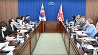 韓·英, 고위급 경제협의회 첫 개최…경제안보·공급망 논의
