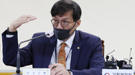 [이슈체크] 한국은행, 기준금리 4회 연속 동결…물가잡기 보단 저성장 탈출
