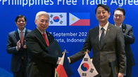 尹, 필리핀과 FTA 체결서명…