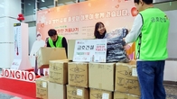금호건설, 종로구 저소득층에 겨울 점퍼 111벌 전달