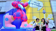 주요 백화점·호텔들의 대변신...'예술작품' 품은 문화공간으로