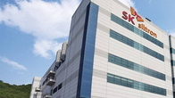 SK, 세계 3대 반도체 웨이퍼 제조사 'SK실트론' 우선협상대상자로 두산 선정